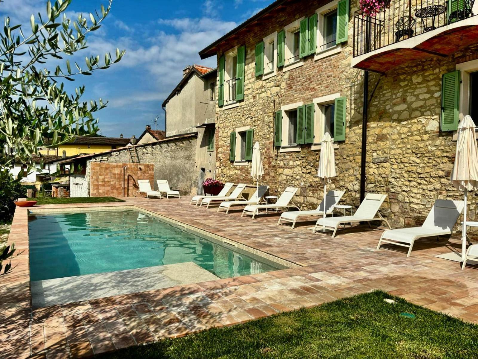 فندق Relais Dal Cavaliere Castellino  المظهر الخارجي الصورة